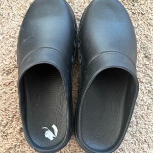 Adidas Classic Black Slip-On Clogs